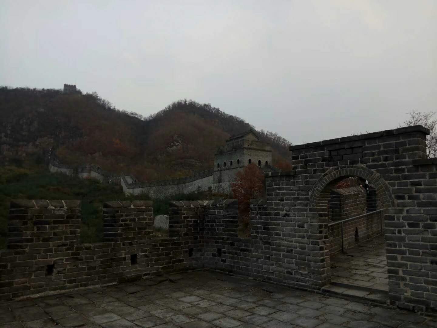 丹東鴨綠江.鳳凰山.玻璃棧道、虎山長城.安東老街二日游