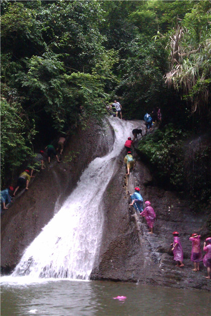 【原美貴州】梵凈山、九龍洞、鎮(zhèn)遠(yuǎn)古城、荔波小七孔、黃果樹(shù)瀑布、西江千戶(hù)苗寨、青巖古鎮(zhèn)、6日游