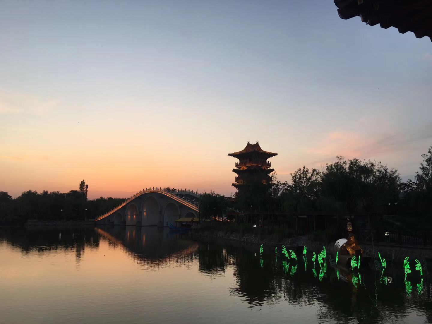 丹東鴨綠江、鳳凰山、本溪水洞純玩二日游