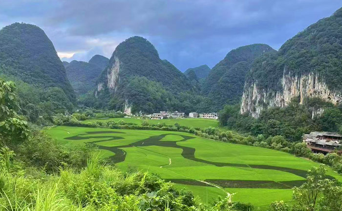 【瑞享貴州】黃果樹(shù)、荔波小七孔、梵凈山、西江苗寨、鎮(zhèn)遠(yuǎn)/青巖雙古鎮(zhèn)、甲秀樓純玩 6 日