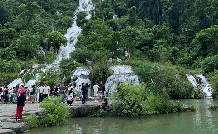 【全景貴州-織金洞篇 】梵凈山+黃小西+鎮(zhèn)遠(yuǎn)+馬嶺河萬(wàn)峰林+青巖古鎮(zhèn)+織金洞 雙飛 8 日游
